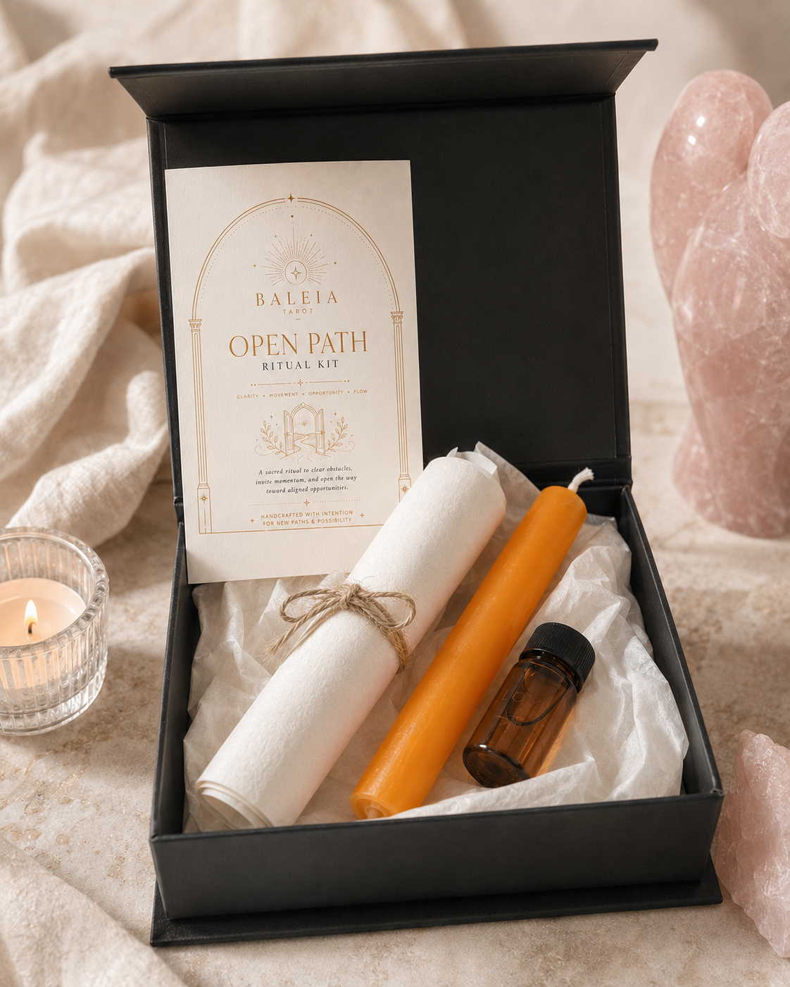 Baleia Tarot Open Path Ritual Kit 開路順遂儀式工具包:黑色禮盒內附橙色蠟燭、儀式油、羊皮紙與指引卡